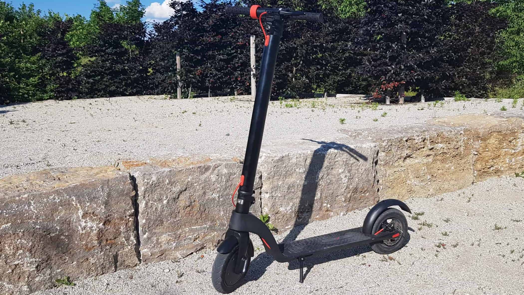 e-scooter-mit-lithium-ionen-akku